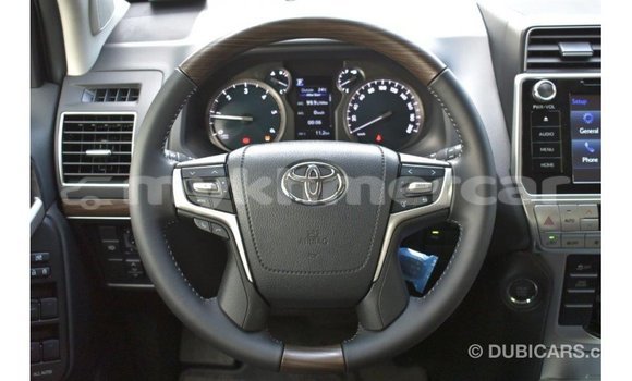 Acheter Import Voiture Toyota Prado Rouge à Import - Dubai, Kampot Province Acheter Import Voiture Toyota Prado Rouge à Import - Dubai, Kampot Province