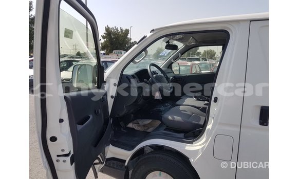 Buy Import Toyota DA White Truck in Import - Dubai in Kampot Province Buy Import Toyota DA White Truck in Import - Dubai in Kampot Province