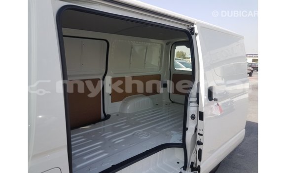 Buy Import Toyota DA White Truck in Import - Dubai in Kampot Province Buy Import Toyota DA White Truck in Import - Dubai in Kampot Province