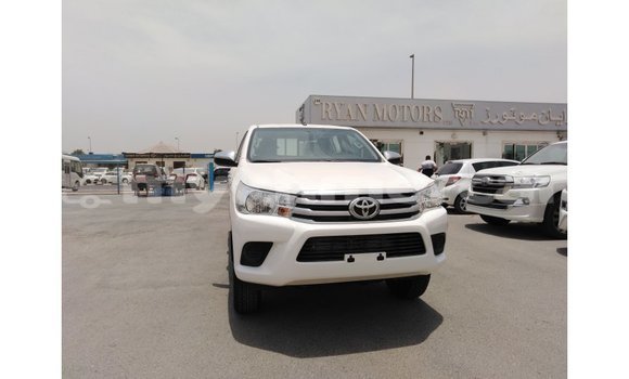 Buy Import Toyota Hilux White Car in Import - Dubai in Kampot Province Buy Import Toyota Hilux White Car in Import - Dubai in Kampot Province