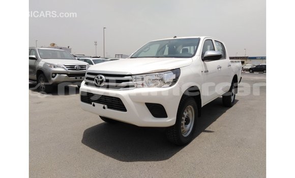 Buy Import Toyota Hilux White Car in Import - Dubai in Kampot Province Buy Import Toyota Hilux White Car in Import - Dubai in Kampot Province
