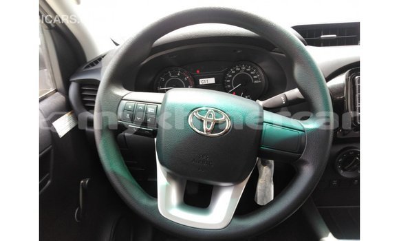 Buy Import Toyota Hilux White Car in Import - Dubai in Kampot Province Buy Import Toyota Hilux White Car in Import - Dubai in Kampot Province