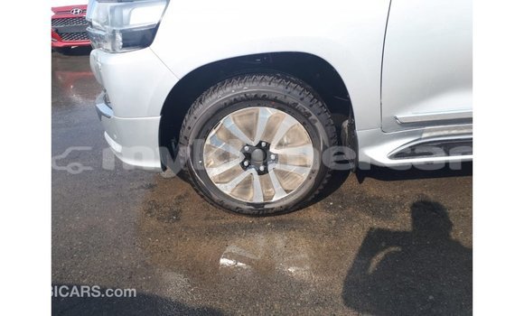 ទិញ នាំចូល Toyota Land Cruiser Other ឡាន} ក្នុង Import - Dubai ក្នុង Kampot Province ទិញ នាំចូល Toyota Land Cruiser Other ឡាន} ក្នុង Import - Dubai ក្នុង Kampot Province