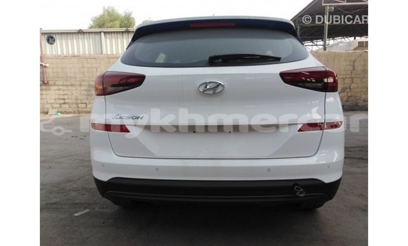 Buy Import Hyundai Tucson White Car in Import - Dubai in Kampot Province Buy Import Hyundai Tucson White Car in Import - Dubai in Kampot Province