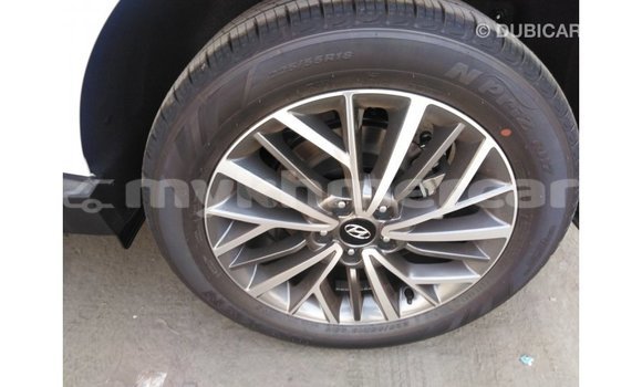 Buy Import Hyundai Tucson White Car in Import - Dubai in Kampot Province Buy Import Hyundai Tucson White Car in Import - Dubai in Kampot Province