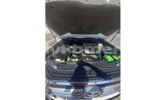 Buy Import Toyota Land Cruiser Black Car in Import - Dubai in Kampot Province Buy Import Toyota Land Cruiser Black Car in Import - Dubai in Kampot Province