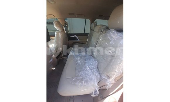 Buy Import Toyota Land Cruiser Black Car in Import - Dubai in Kampot Province Buy Import Toyota Land Cruiser Black Car in Import - Dubai in Kampot Province