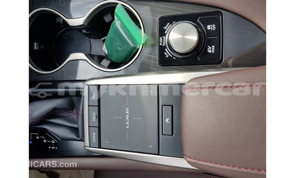 Acheter Import Voiture Lexus CT Noir à Import - Dubai, Kampot Province Acheter Import Voiture Lexus CT Noir à Import - Dubai, Kampot Province