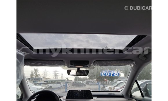 Acheter Import Voiture Lexus CT Noir à Import - Dubai, Kampot Province Acheter Import Voiture Lexus CT Noir à Import - Dubai, Kampot Province