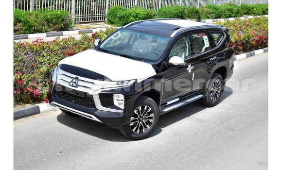 Acheter Import Voiture Mitsubishi Montero Noir à Import - Dubai, Kampot Province Acheter Import Voiture Mitsubishi Montero Noir à Import - Dubai, Kampot Province