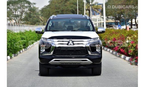 Acheter Import Voiture Mitsubishi Montero Noir à Import - Dubai, Kampot Province Acheter Import Voiture Mitsubishi Montero Noir à Import - Dubai, Kampot Province
