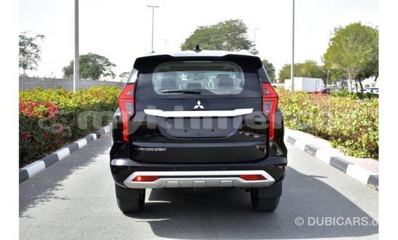 Acheter Import Voiture Mitsubishi Montero Noir à Import - Dubai, Kampot Province Acheter Import Voiture Mitsubishi Montero Noir à Import - Dubai, Kampot Province