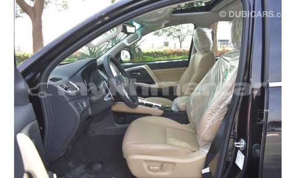 Acheter Import Voiture Mitsubishi Montero Noir à Import - Dubai, Kampot Province Acheter Import Voiture Mitsubishi Montero Noir à Import - Dubai, Kampot Province