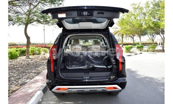 Acheter Import Voiture Mitsubishi Montero Noir à Import - Dubai, Kampot Province Acheter Import Voiture Mitsubishi Montero Noir à Import - Dubai, Kampot Province