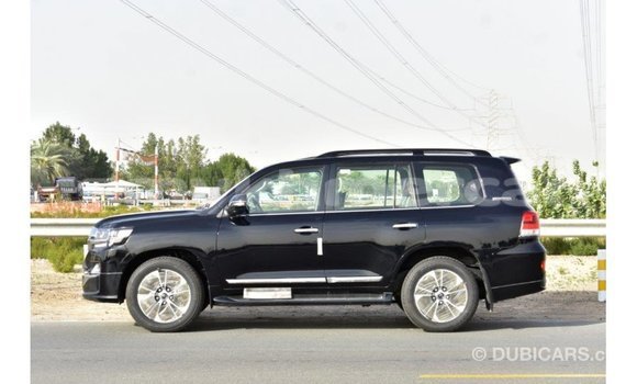Acheter Import Voiture Toyota Land Cruiser Noir à Import - Dubai, Kampot Province Acheter Import Voiture Toyota Land Cruiser Noir à Import - Dubai, Kampot Province