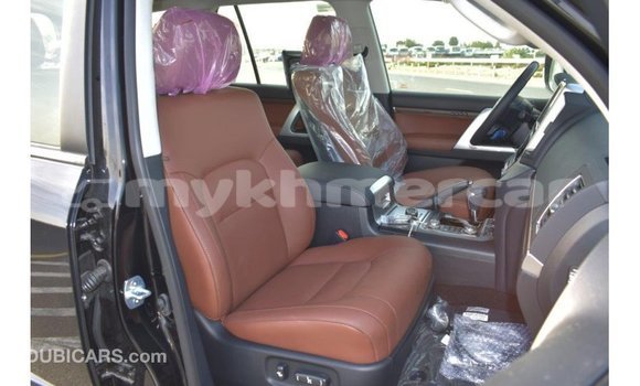 Acheter Import Voiture Toyota Land Cruiser Noir à Import - Dubai, Kampot Province Acheter Import Voiture Toyota Land Cruiser Noir à Import - Dubai, Kampot Province