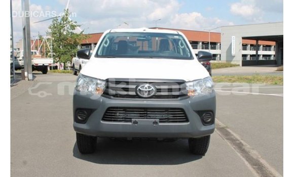 Buy Import Toyota Hilux White Car in Import - Dubai in Kampot Province Buy Import Toyota Hilux White Car in Import - Dubai in Kampot Province