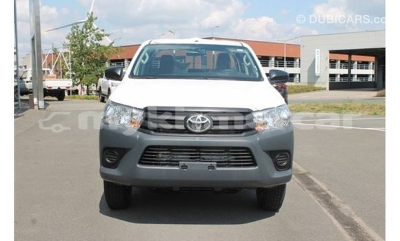 Buy Import Toyota Hilux White Car in Import - Dubai in Kampot Province Buy Import Toyota Hilux White Car in Import - Dubai in Kampot Province