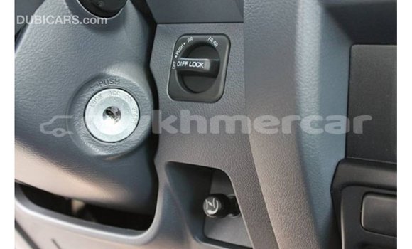 Buy Import Toyota Land Cruiser White Car in Import - Dubai in Kampot Province Buy Import Toyota Land Cruiser White Car in Import - Dubai in Kampot Province