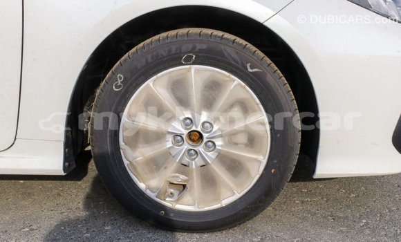 Buy Import Toyota Corolla White Car in Import - Dubai in Kampot Province Buy Import Toyota Corolla White Car in Import - Dubai in Kampot Province