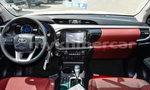Acheter Import Voiture Toyota Hilux Autre à Import - Dubai, Kampot Province Acheter Import Voiture Toyota Hilux Autre à Import - Dubai, Kampot Province