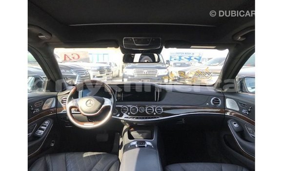 Buy Import Mercedes-Benz 190 (W201) Black Car in Import - Dubai in Kampot Province Buy Import Mercedes-Benz 190 (W201) Black Car in Import - Dubai in Kampot Province