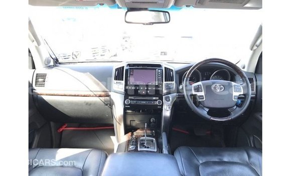 Buy Import Toyota Land Cruiser Black Car in Import - Dubai in Kampot Province Buy Import Toyota Land Cruiser Black Car in Import - Dubai in Kampot Province