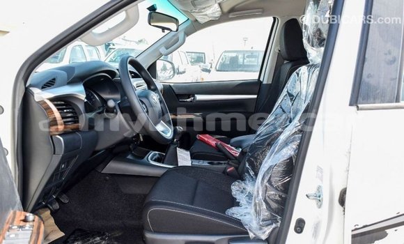 Buy Import Toyota Hilux White Car in Import - Dubai in Kampot Province Buy Import Toyota Hilux White Car in Import - Dubai in Kampot Province