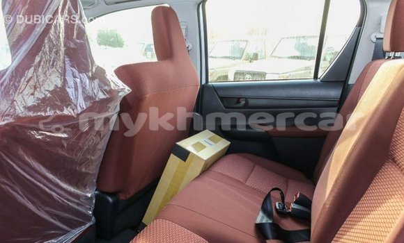 Buy Import Toyota Hilux White Car in Import - Dubai in Kampot Province Buy Import Toyota Hilux White Car in Import - Dubai in Kampot Province