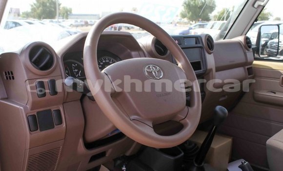Buy Import Toyota Land Cruiser Beige Car in Import - Dubai in Kampot Province Buy Import Toyota Land Cruiser Beige Car in Import - Dubai in Kampot Province