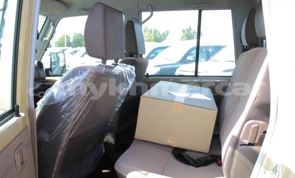 Buy Import Toyota Land Cruiser Beige Car in Import - Dubai in Kampot Province Buy Import Toyota Land Cruiser Beige Car in Import - Dubai in Kampot Province