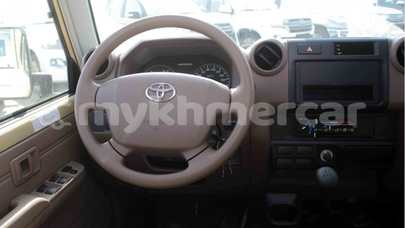 Big with watermark toyota land cruiser kampot province import dubai 2948