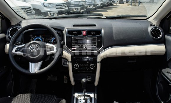 Acheter Import Voiture Toyota Rush Blanc à Import - Dubai, Kampot Province Acheter Import Voiture Toyota Rush Blanc à Import - Dubai, Kampot Province