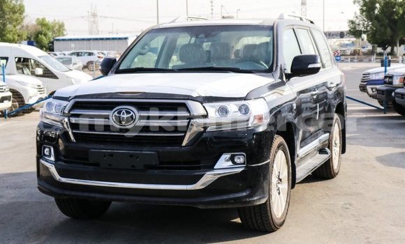 Buy Import Toyota Land Cruiser Black Car in Import - Dubai in Kampot Province Buy Import Toyota Land Cruiser Black Car in Import - Dubai in Kampot Province