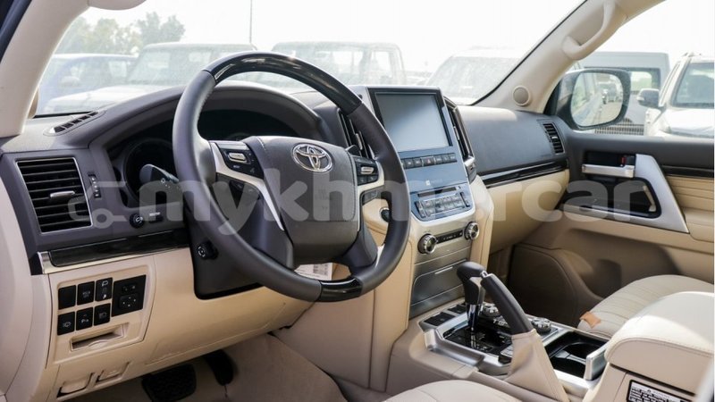 Big with watermark toyota land cruiser kampot province import dubai 2952