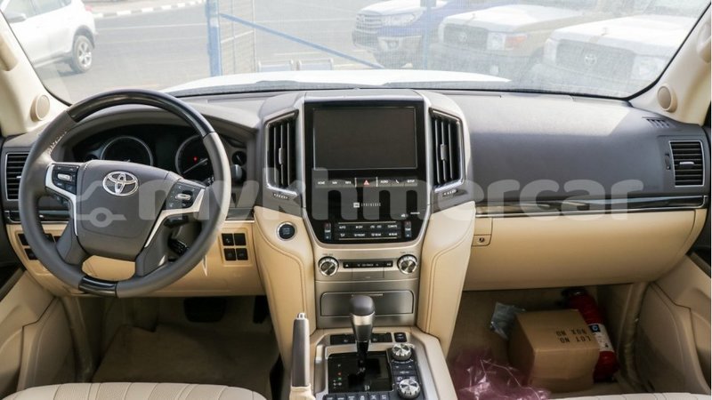Big with watermark toyota land cruiser kampot province import dubai 2952