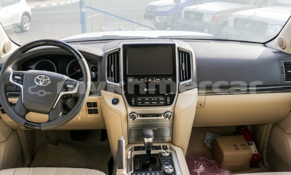 Buy Import Toyota Land Cruiser Black Car in Import - Dubai in Kampot Province Buy Import Toyota Land Cruiser Black Car in Import - Dubai in Kampot Province