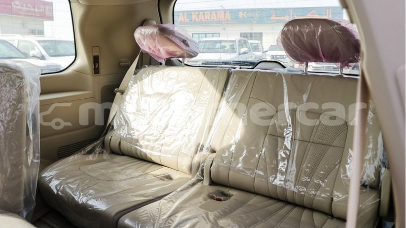 Big with watermark toyota land cruiser kampot province import dubai 2952