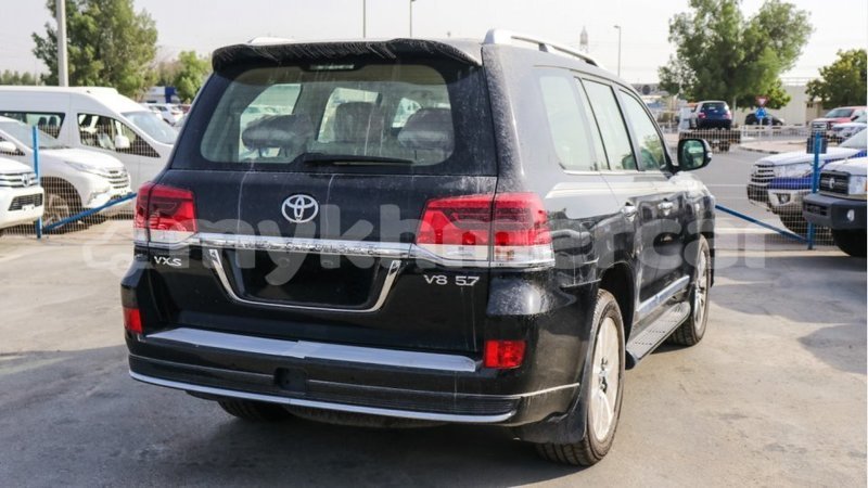 Big with watermark toyota land cruiser kampot province import dubai 2952