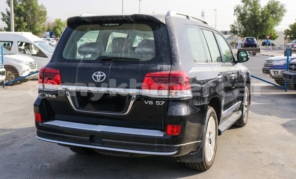 Buy Import Toyota Land Cruiser Black Car in Import - Dubai in Kampot Province Buy Import Toyota Land Cruiser Black Car in Import - Dubai in Kampot Province