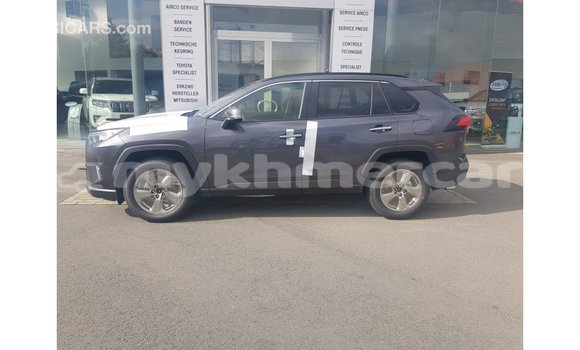 Acheter Import Utilitaire Toyota HiAce Autre à Import - Dubai, Kampot Province Acheter Import Utilitaire Toyota HiAce Autre à Import - Dubai, Kampot Province