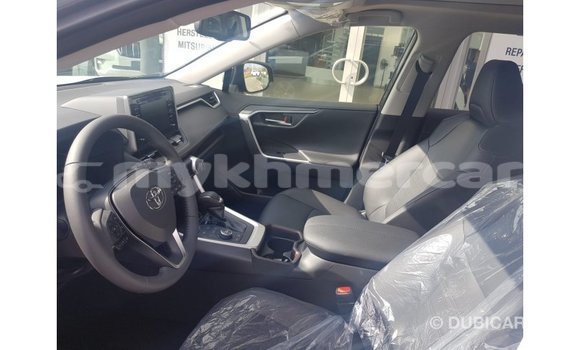 Acheter Import Utilitaire Toyota HiAce Autre à Import - Dubai, Kampot Province Acheter Import Utilitaire Toyota HiAce Autre à Import - Dubai, Kampot Province