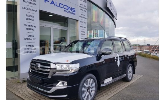 Acheter Import Voiture Toyota Land Cruiser Noir à Import - Dubai, Kampot Province Acheter Import Voiture Toyota Land Cruiser Noir à Import - Dubai, Kampot Province