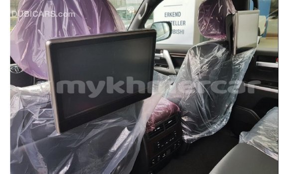 Acheter Import Voiture Toyota Land Cruiser Noir à Import - Dubai, Kampot Province Acheter Import Voiture Toyota Land Cruiser Noir à Import - Dubai, Kampot Province