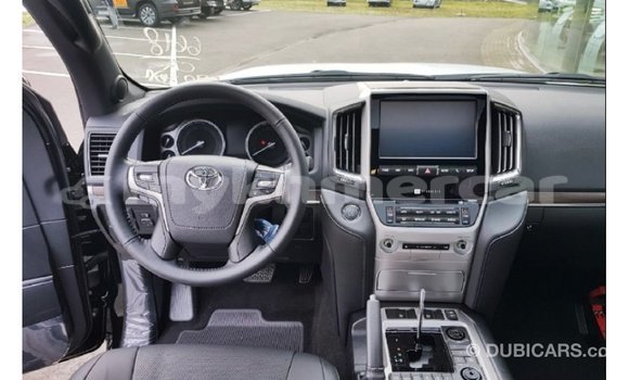 Acheter Import Voiture Toyota Land Cruiser Noir à Import - Dubai, Kampot Province Acheter Import Voiture Toyota Land Cruiser Noir à Import - Dubai, Kampot Province