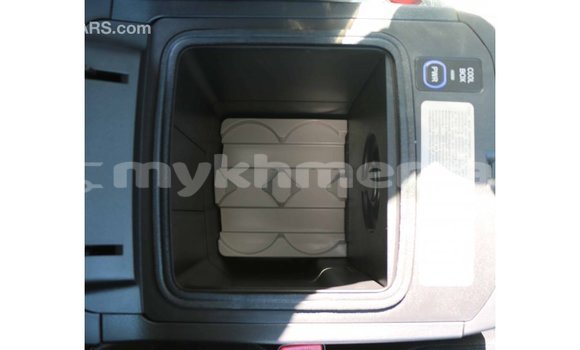 Buy Import Toyota Prado White Car in Import - Dubai in Kampot Province Buy Import Toyota Prado White Car in Import - Dubai in Kampot Province