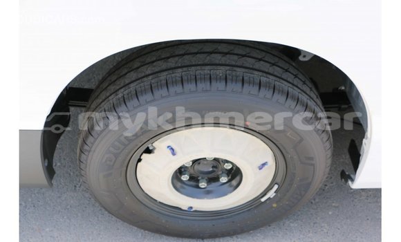 Buy Import Toyota Hiace White Car in Import - Dubai in Kampot Province Buy Import Toyota Hiace White Car in Import - Dubai in Kampot Province