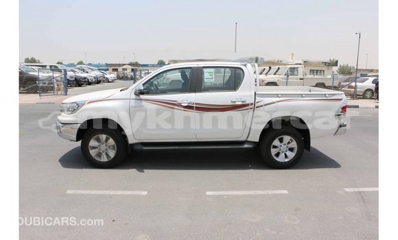 Buy Import Toyota Hilux White Car in Import - Dubai in Kampot Province Buy Import Toyota Hilux White Car in Import - Dubai in Kampot Province