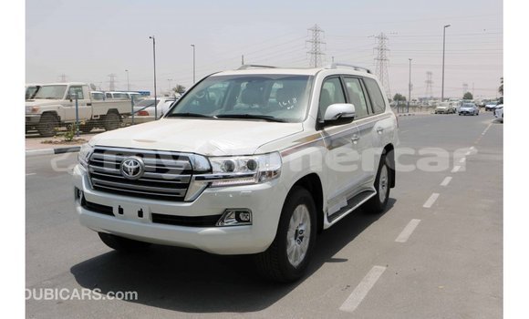 Buy Import Toyota Land Cruiser White Car in Import - Dubai in Kampot Province Buy Import Toyota Land Cruiser White Car in Import - Dubai in Kampot Province