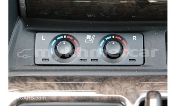 Buy Import Toyota Alphard White Car in Import - Dubai in Kampot Province Buy Import Toyota Alphard White Car in Import - Dubai in Kampot Province